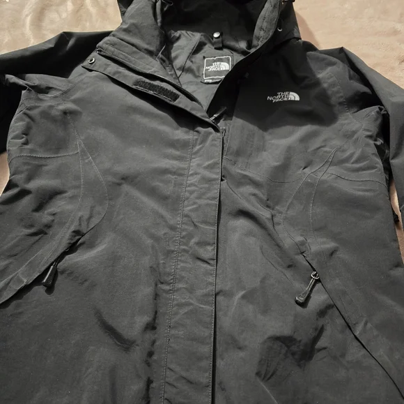The North Face Waterproof Black Jacket Hyvent Size Medium